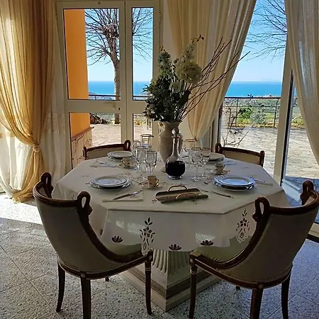 Bed and breakfast And Restaurant Il Giardino Di Armida 3*